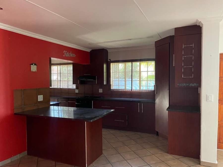 4 Bedroom Property for Sale in Waterkloof A H North West